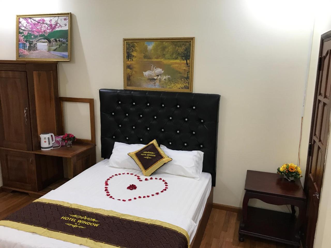 Window 2 Hotel Kon Tum Exterior photo